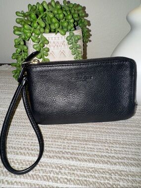Coach Double Zipper Leather Wristlet